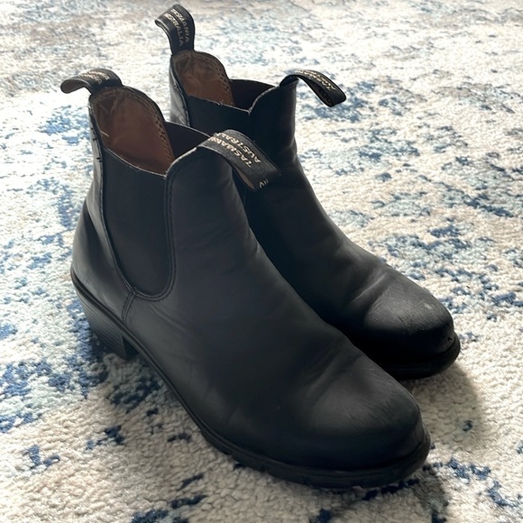 Blundstone Shoes - Blundstone black leather Chelsea boots 38